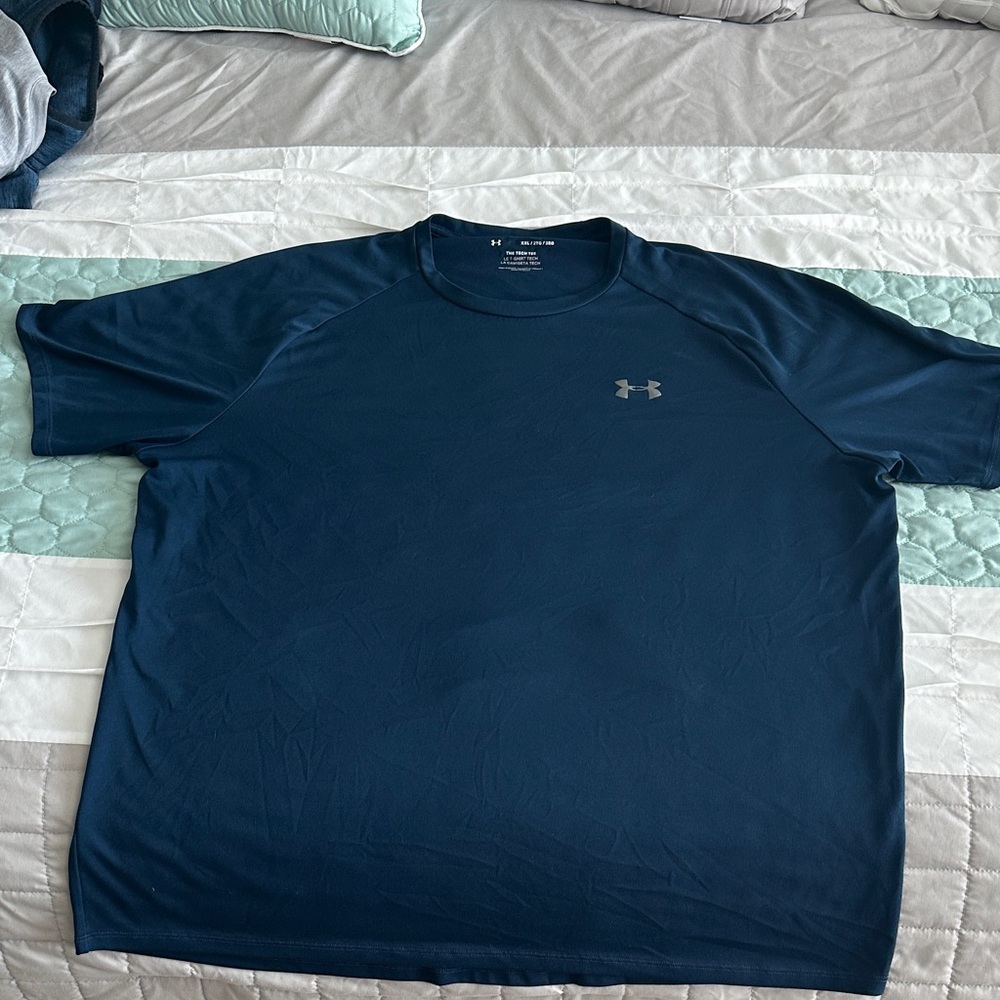Under Armour Men's Dark Blue Short Sleeve Tee